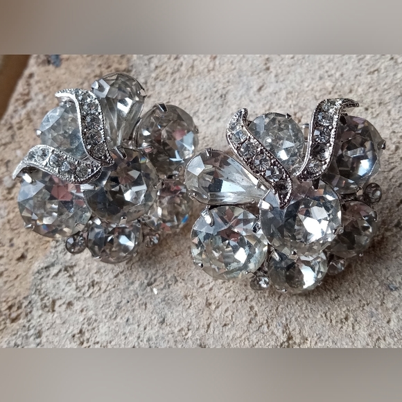 Eisenberg Mid-Century VTG Austrian Crystal Rhinestones Brooch + Earrings Set - Picture 3 of 16